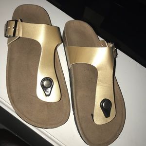 Women’s cork thong sandals